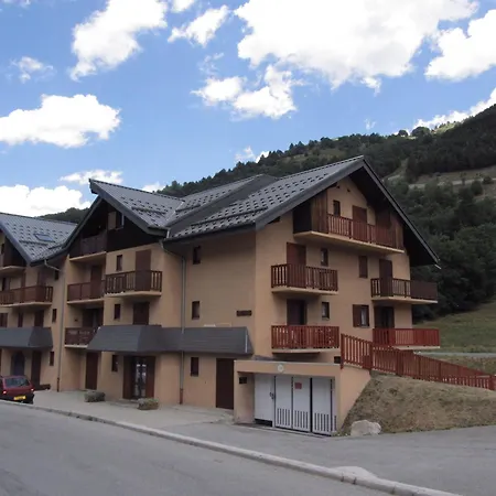 Apartment Confortable Appartement 4 Pieces, 8 Personnes, Parking, Terrasse Exposee Sud - Fr-1-263-452 *